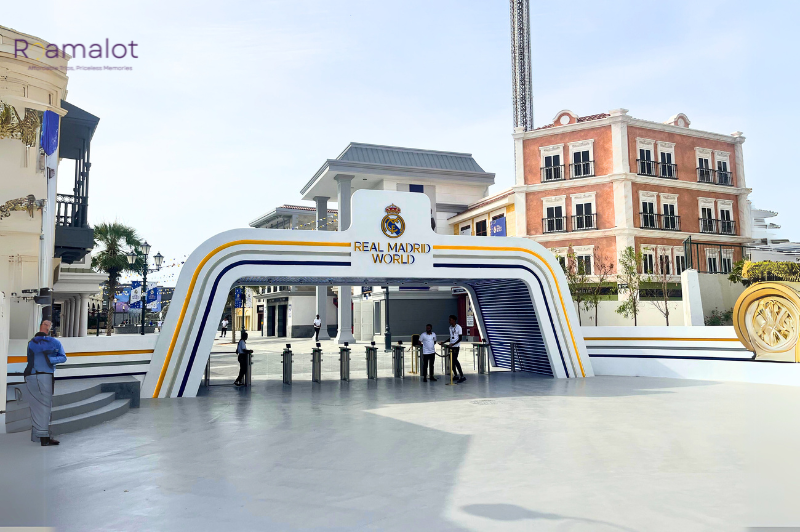real madrid roamalot Real Madrid World - Day Pass